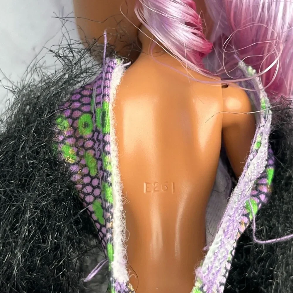 Monster High Clawdeen Wolf Ghouls Rule Halloween 2012 Curly Mohawk Fuzzy Jacket